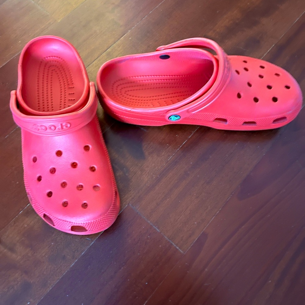 Crocs